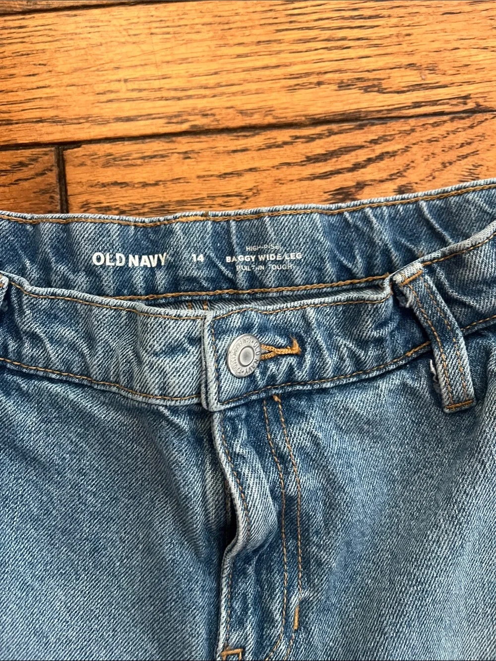 Old Navy durable cargo